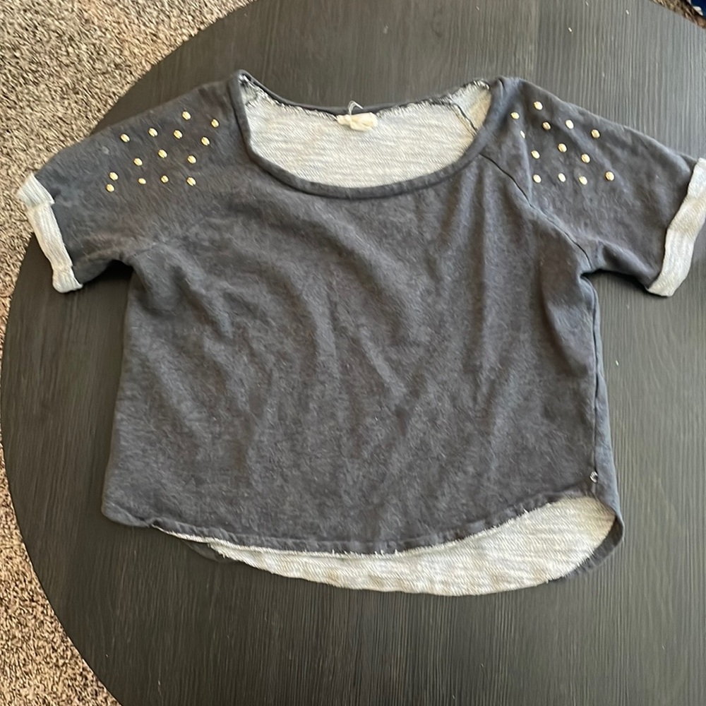 Gray shirt